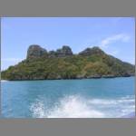 Leaving Angthong: the islands in our boat's wake